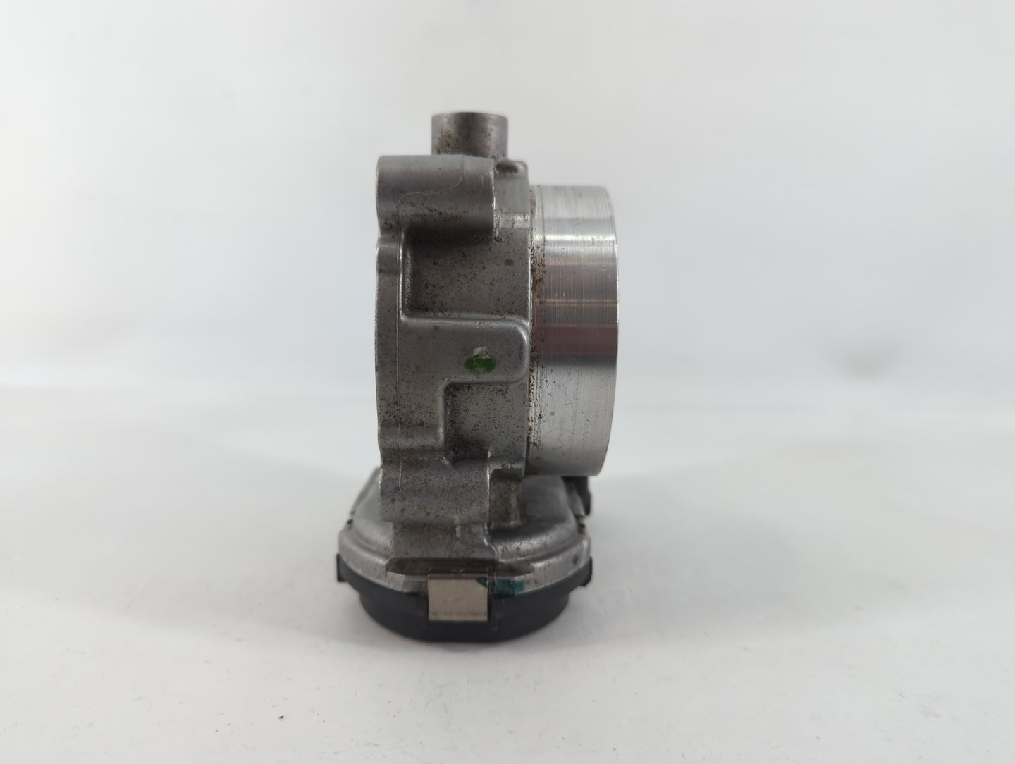 2018 Dodge Ram 1500 Throttle Body P/N:05184349AC Fits Fits 2011 2012 2013 2014 2015 2016 2017 2019 2020 2021 2022 OEM Used A
