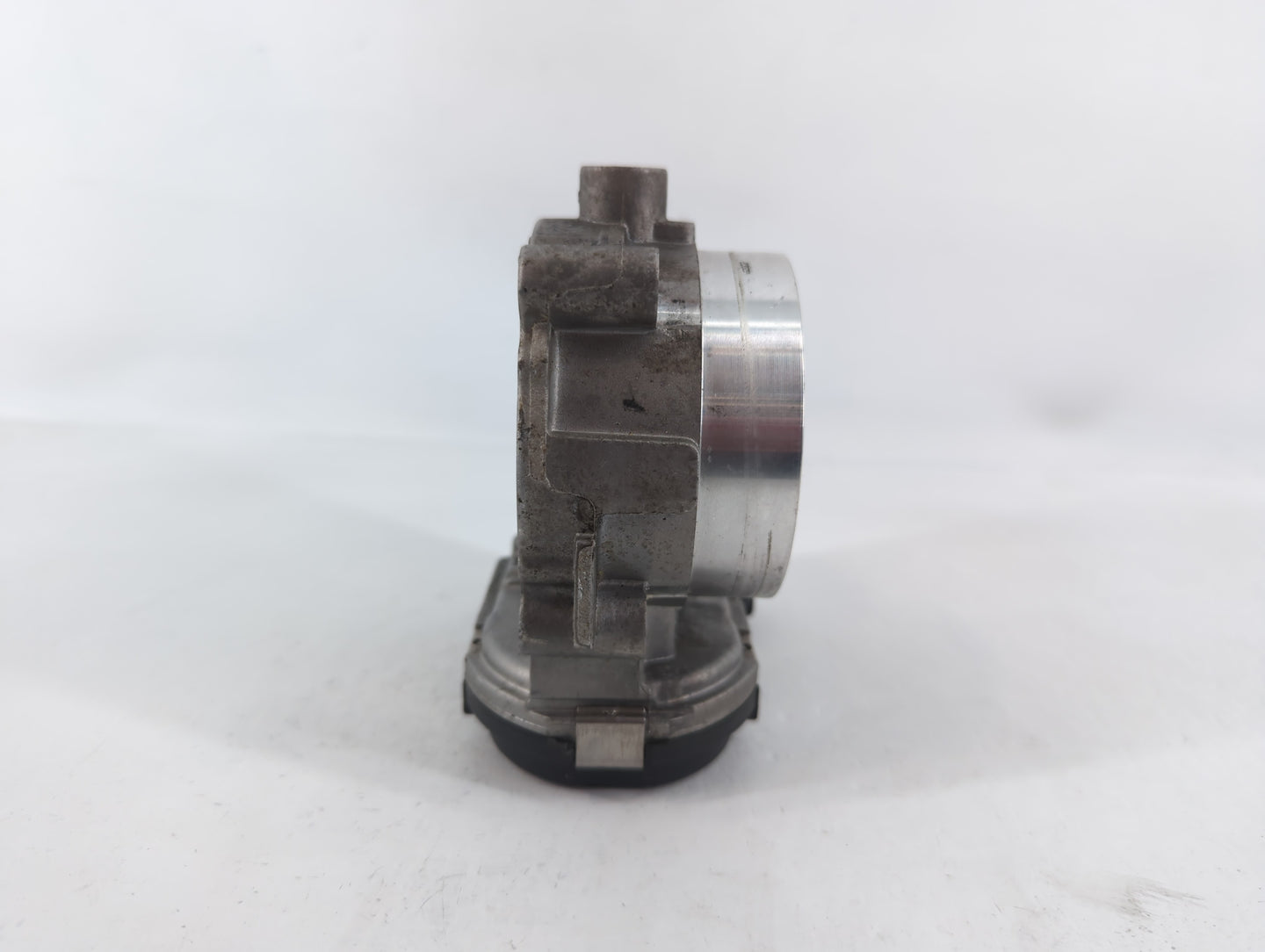 2018 Dodge Ram 1500 Throttle Body P/N:05184349AC Fits Fits 2011 2012 2013 2014 2015 2016 2017 2019 2020 2021 2022 OEM Used A