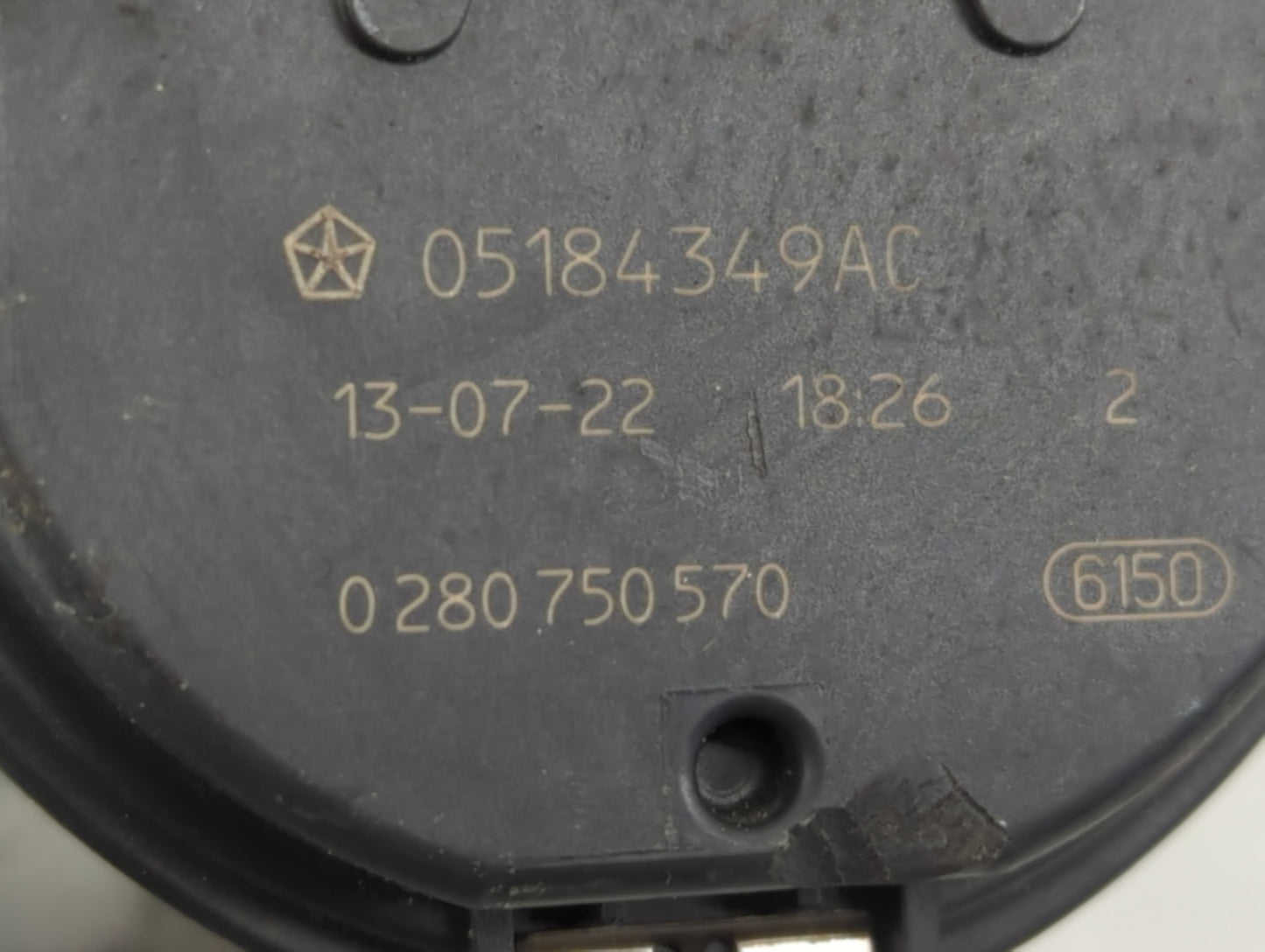 2018 Dodge Ram 1500 Throttle Body P/N:05184349AC Fits Fits 2011 2012 2013 2014 2015 2016 2017 2019 2020 2021 2022 OEM Used A
