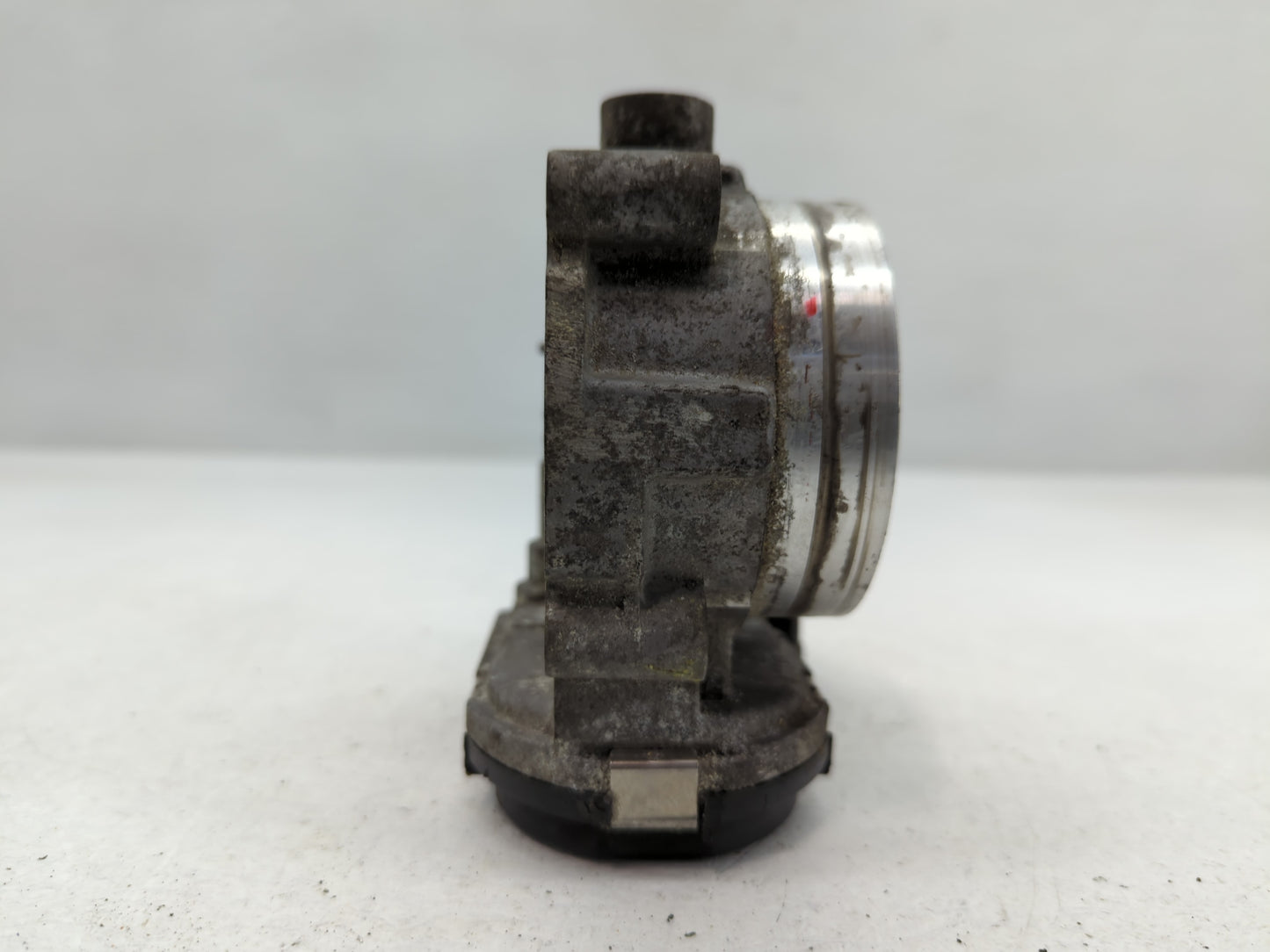 2018 Dodge Ram 1500 Throttle Body Fits Fits 2011 2012 2013 2014 2015 2016 2017 2019 2020 2021 2022 OEM Used Auto Parts - Oem