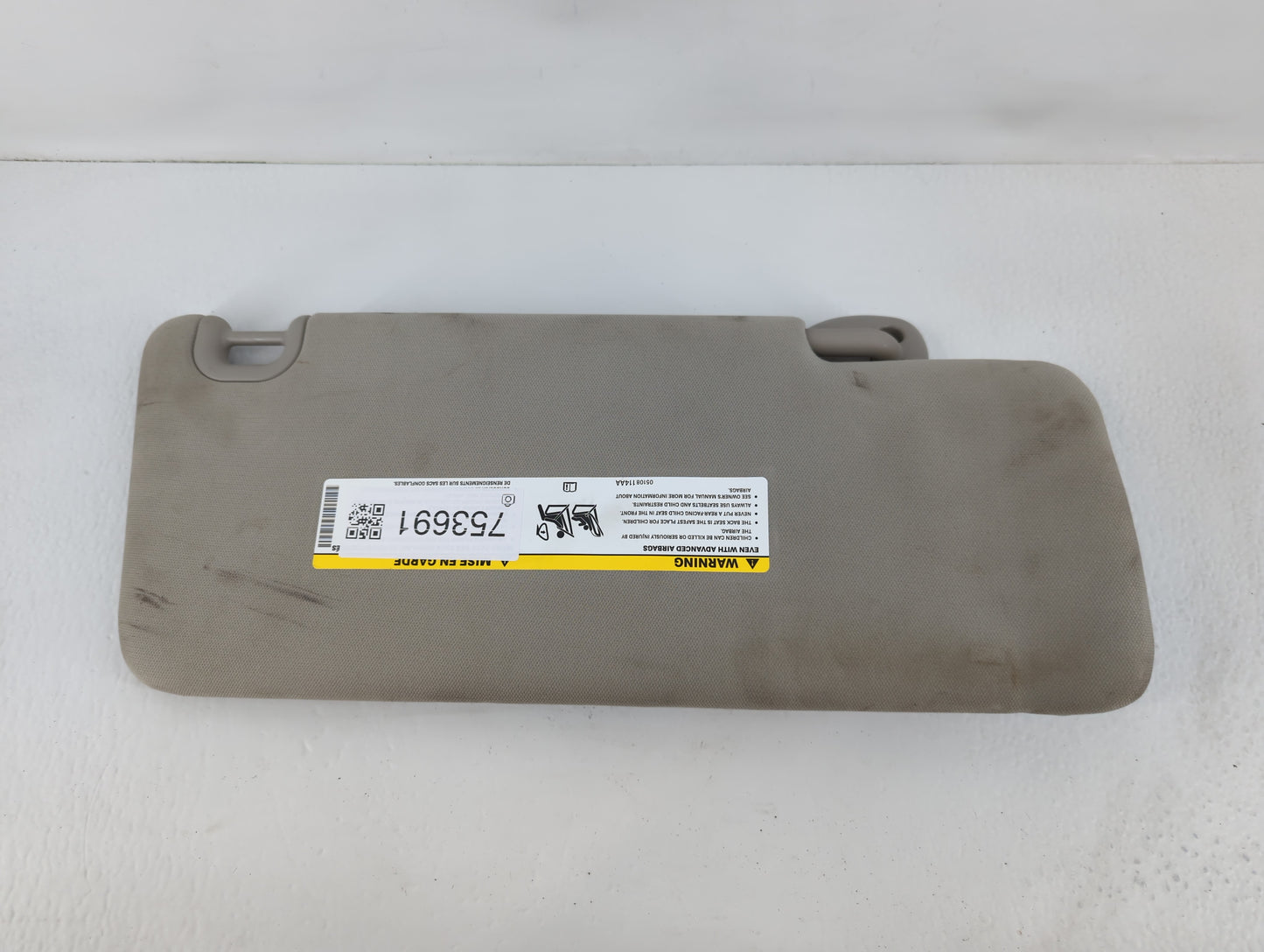 2018 Dodge Ram 1500 Sun Visor Shade Replacement Driver Left Mirror Fits Fits 2013 2014 2015 2016 2017 2019 2020 2021 2022 OE