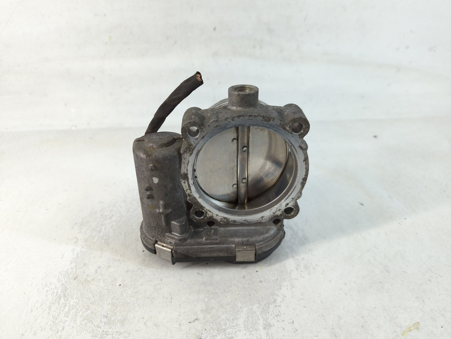 2018 Dodge Ram 1500 Throttle Body P/N:05184349AE Fits Fits 2011 2012 2013 2014 2015 2016 2017 2019 2020 2021 2022 OEM Used A