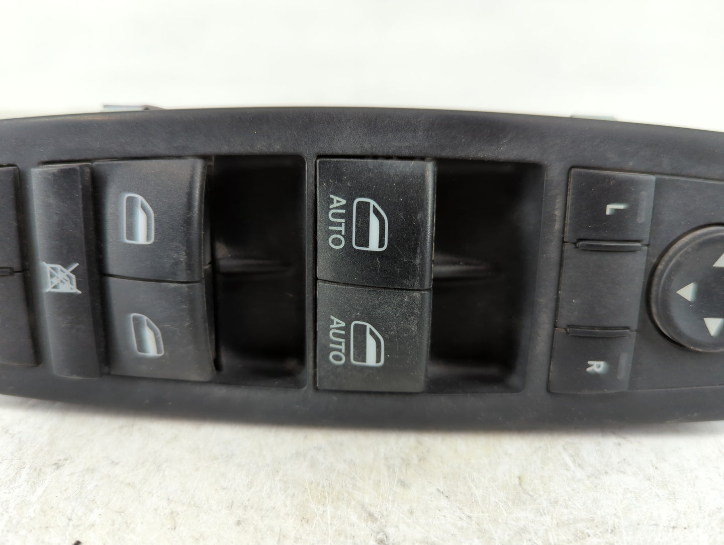 2018 Dodge Ram 2500 Master Power Window Switch Replacement Driver Side Left P/N:P56046823AE Fits OEM Used Auto Parts - Oemus