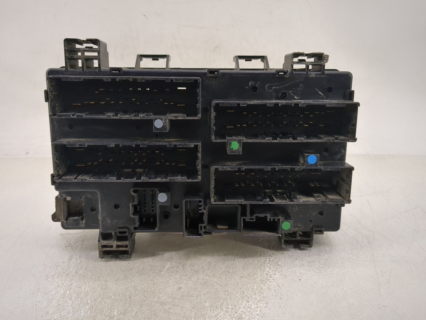 2018 Dodge Ram 2500 Fusebox Fuse Box Panel Relay Module P/N:68322377AB Fits OEM Used Auto Parts - Oemusedautoparts1.com