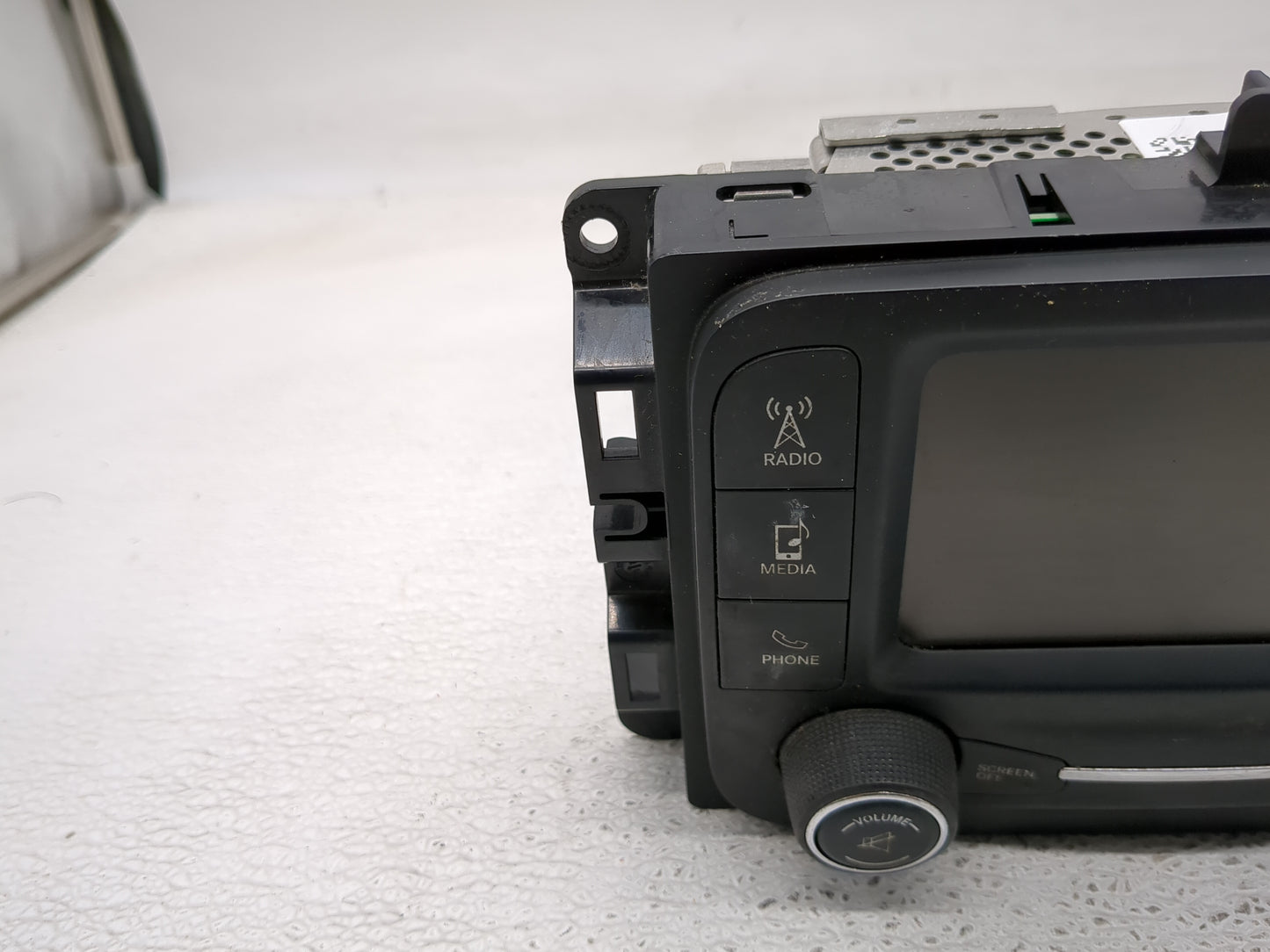 2018 Dodge Ram 2500 Radio AM FM Cd Player Receiver Replacement P/N:P68365210AB Fits Fits 2019 2020 OEM Used Auto Parts - Oem
