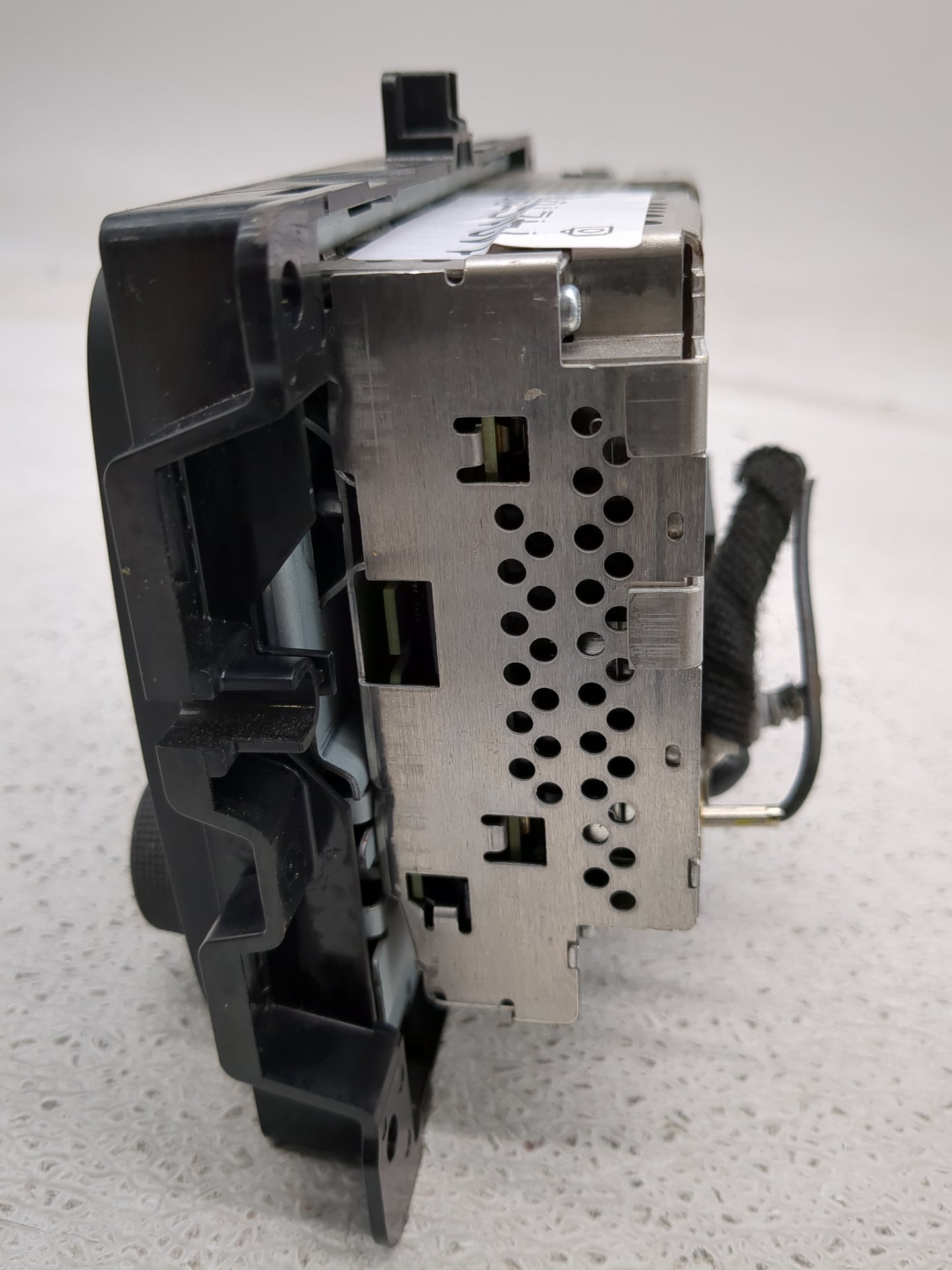 2018 Dodge Ram 2500 Radio AM FM Cd Player Receiver Replacement P/N:P68365210AB Fits Fits 2019 2020 OEM Used Auto Parts - Oem