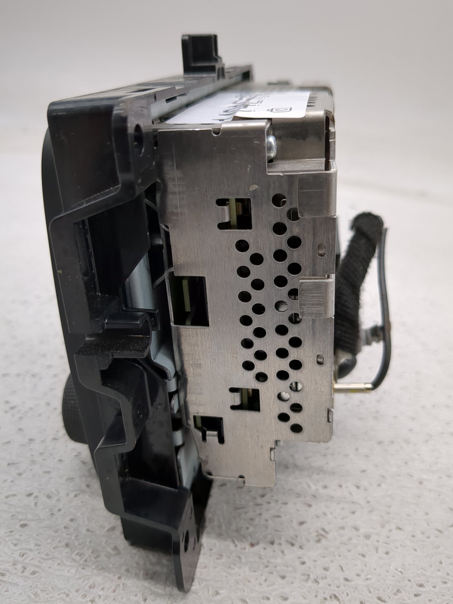 2018 Dodge Ram 2500 Radio AM FM Cd Player Receiver Replacement P/N:P68365210AB Fits Fits 2019 2020 OEM Used Auto Parts - Oem