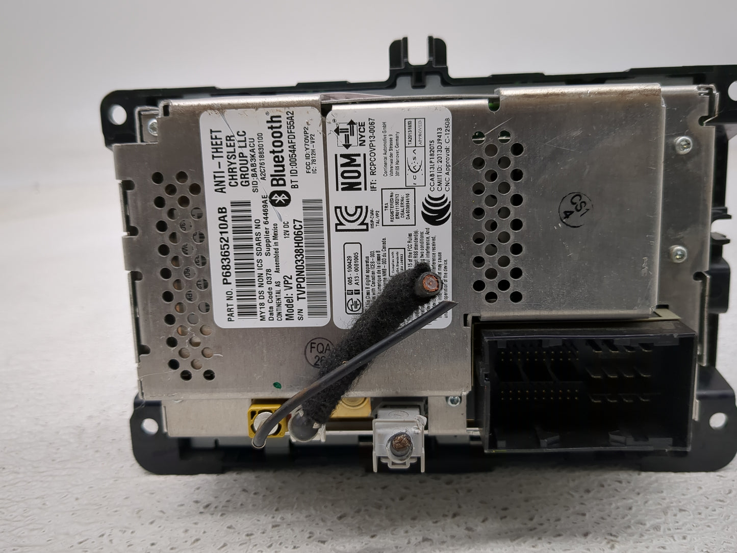 2018 Dodge Ram 2500 Radio AM FM Cd Player Receiver Replacement P/N:P68365210AB Fits Fits 2019 2020 OEM Used Auto Parts - Oem