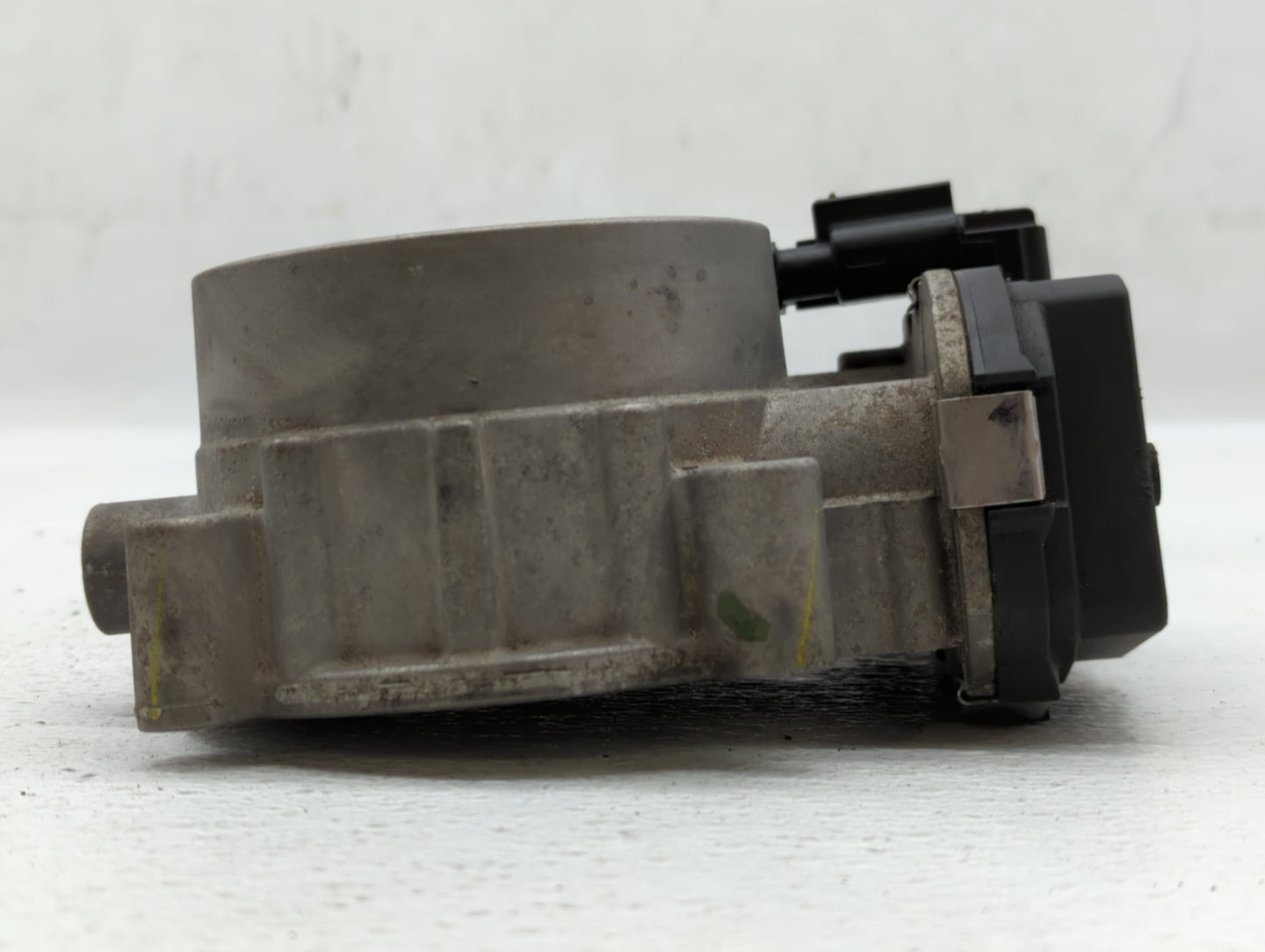 2018 Dodge Ram 2500 Throttle Body P/N:53034251AB Fits Fits 2012 2013 2014 2015 2016 2017 2019 2020 2021 2022 OEM Used Auto P