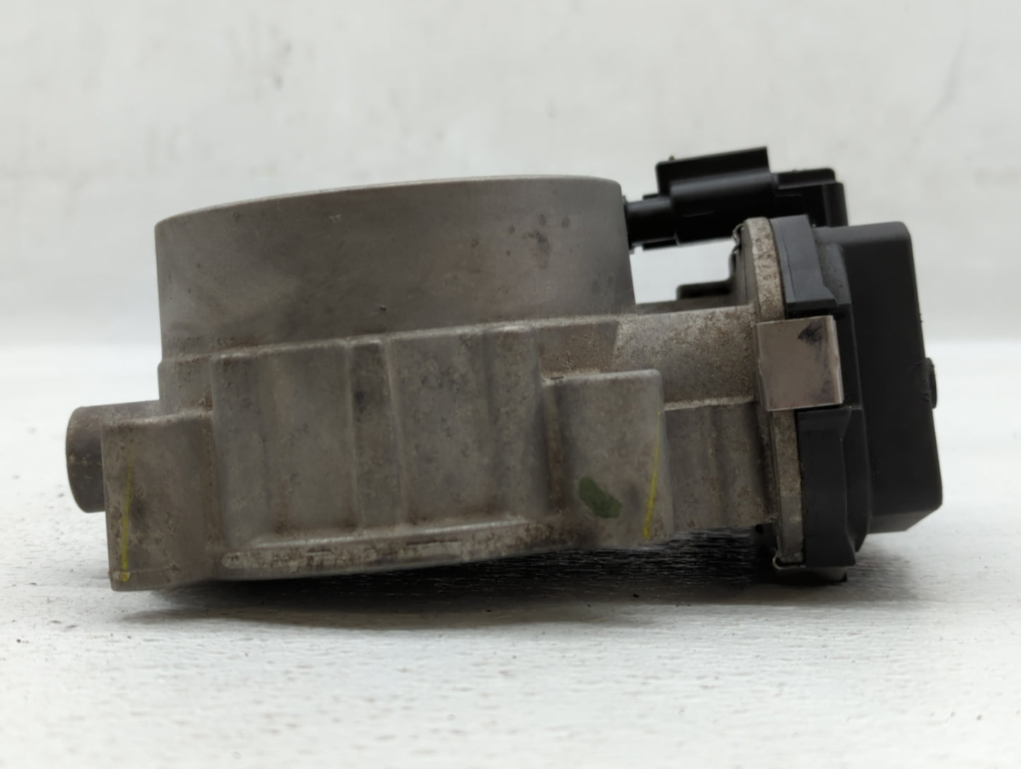 2018 Dodge Ram 2500 Throttle Body P/N:53034251AB Fits Fits 2012 2013 2014 2015 2016 2017 2019 2020 2021 2022 OEM Used Auto P