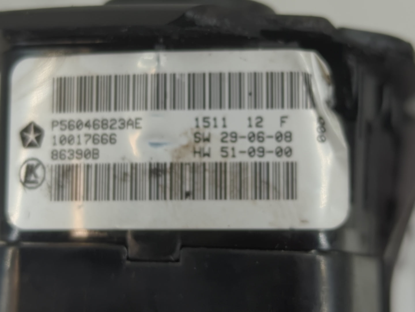 2018 Dodge Ram 2500 Master Power Window Switch Replacement Driver Side Left P/N:P56046823AE Fits OEM Used Auto Parts - Oemus