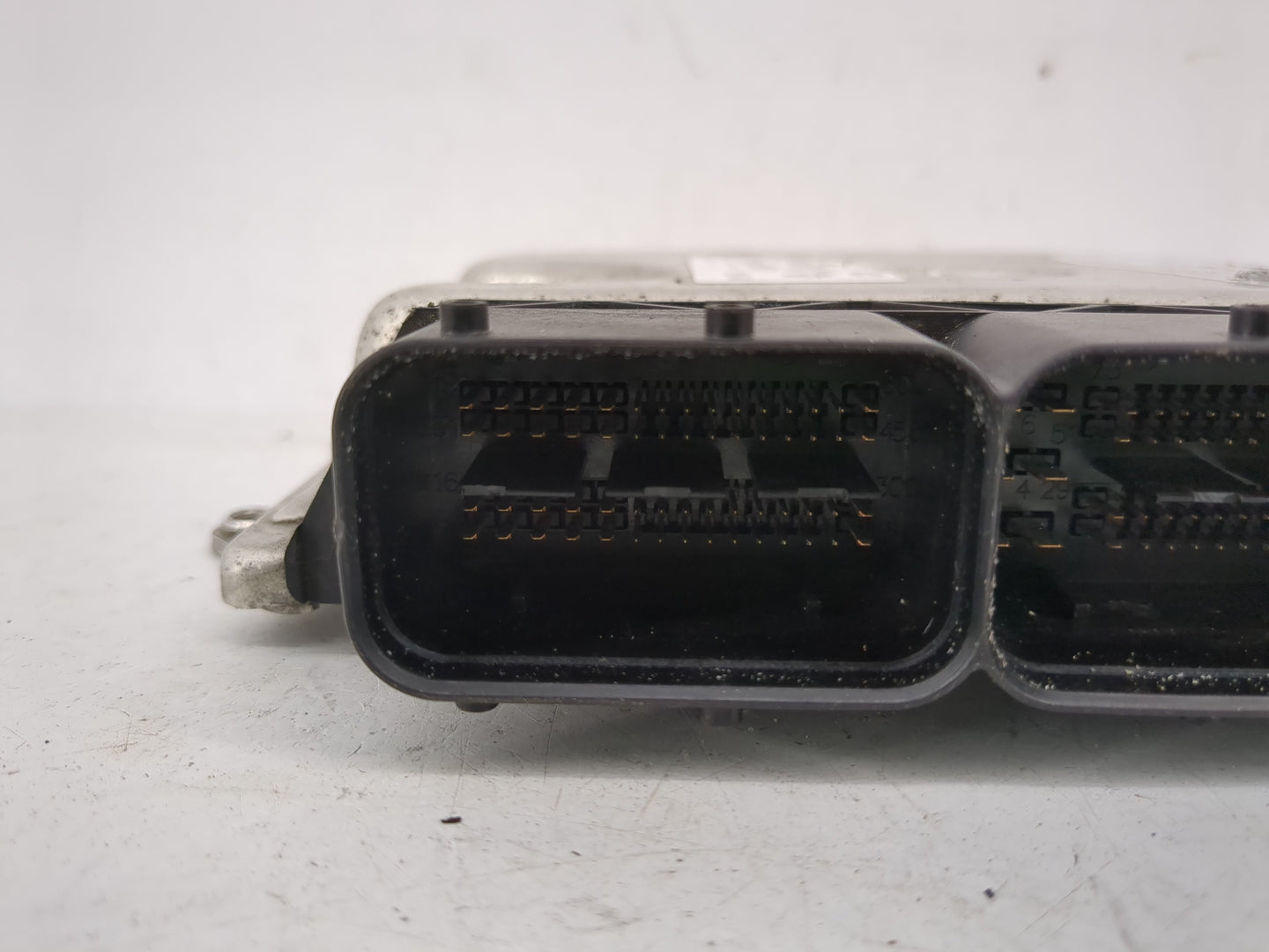 2018 Fiat 500 PCM Engine Control Computer ECU ECM PCU OEM P/N:P68083995AP Fits OEM Used Auto Parts - Oemusedautoparts1.com