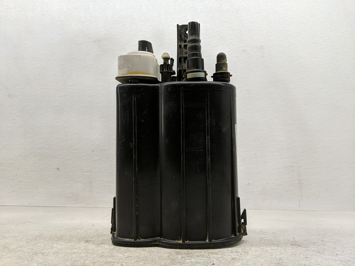 2018 Fiat 500 Fuel Vapor Charcoal Canister - Oemusedautoparts1.com