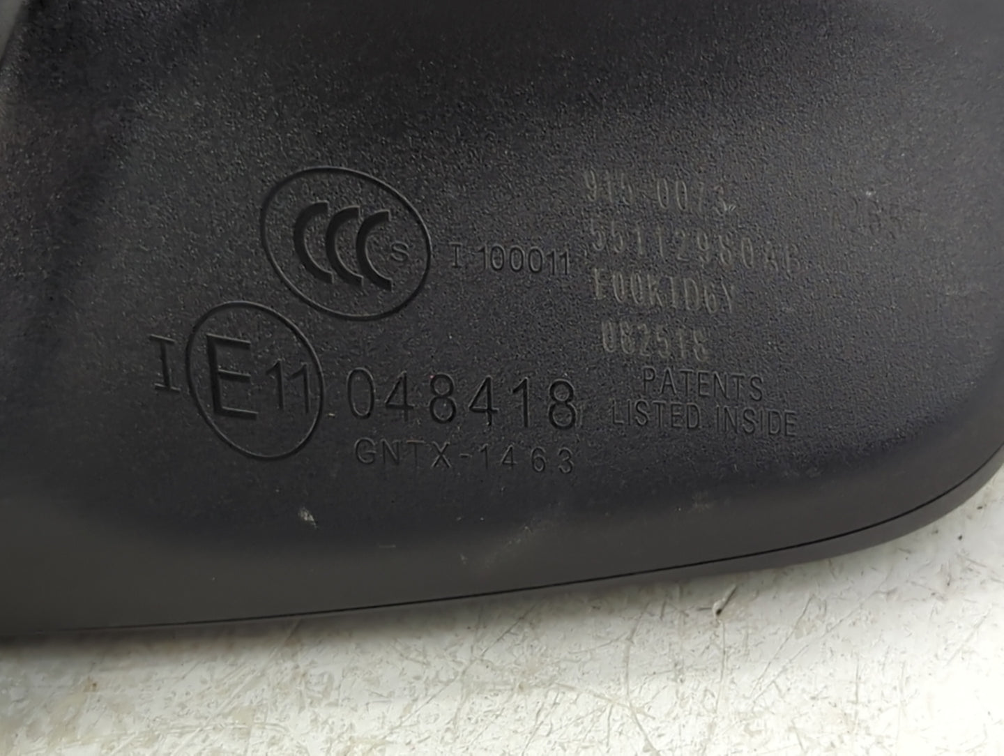 2018 Fiat 500 Interior Rear View Mirror Replacement OEM P/N:E11048418 55112980AB Fits OEM Used Auto Parts - Oemusedautoparts