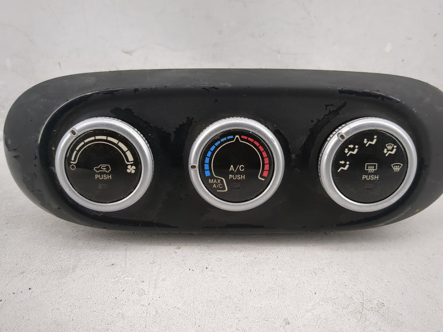 2018 Fiat 500 Climate Control Module Temperature AC/Heater Replacement P/N:07356568380 Fits OEM Used Auto Parts - Oemusedaut