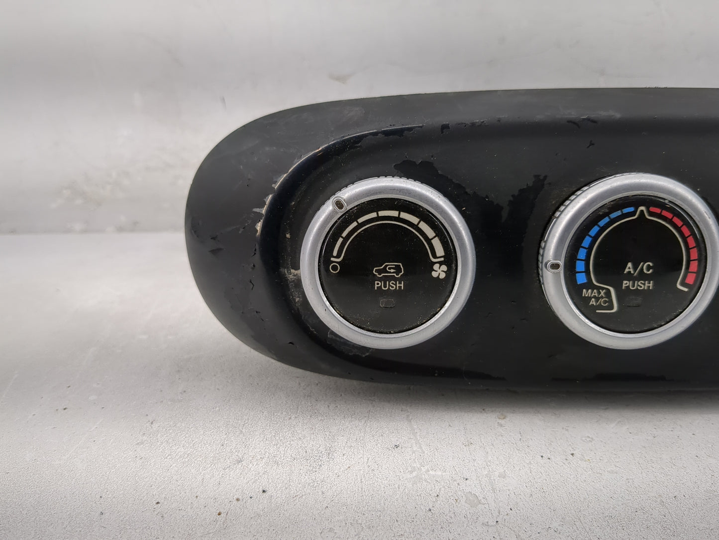 2018 Fiat 500 Climate Control Module Temperature AC/Heater Replacement P/N:07356568380 Fits OEM Used Auto Parts - Oemusedaut
