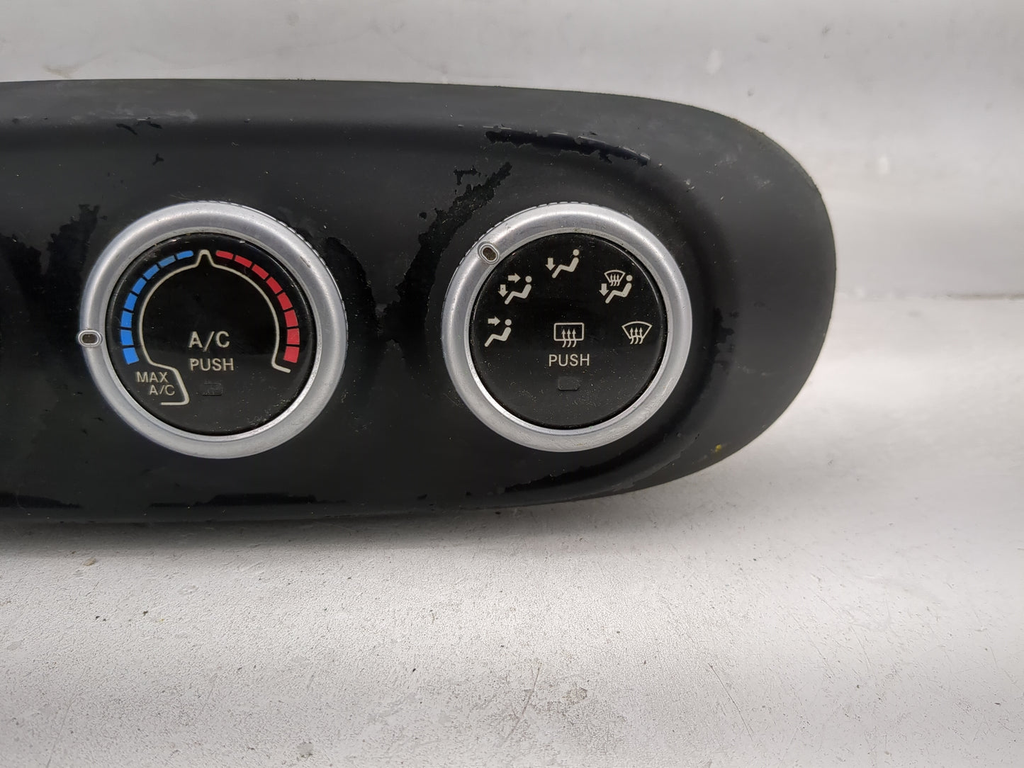 2018 Fiat 500 Climate Control Module Temperature AC/Heater Replacement P/N:07356568380 Fits OEM Used Auto Parts - Oemusedaut