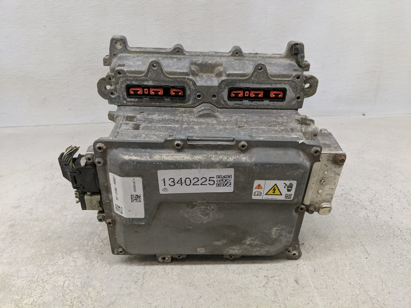 2013 C-max Ac Dc Power Control Module Accessory Computer Power Inverter - Oemusedautoparts1.com
