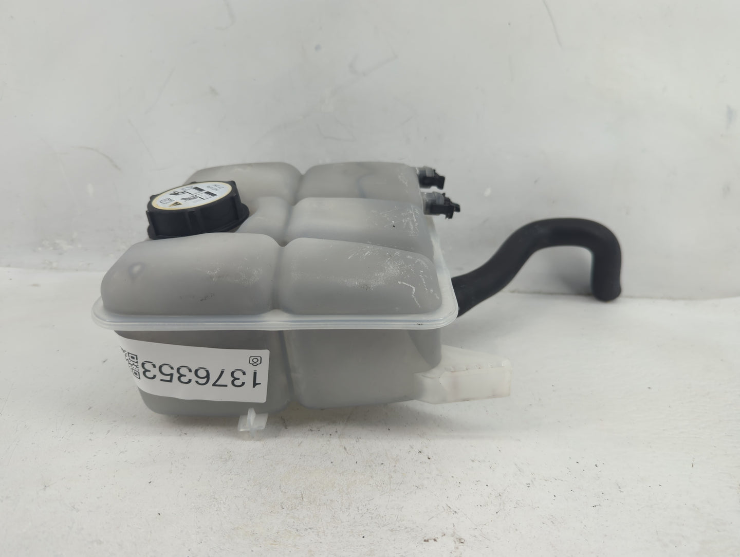 2013-2018 Ford C-max Radiator Coolant Overflow Expansion Tank Bottle 1376353 - Oemusedautoparts1.com