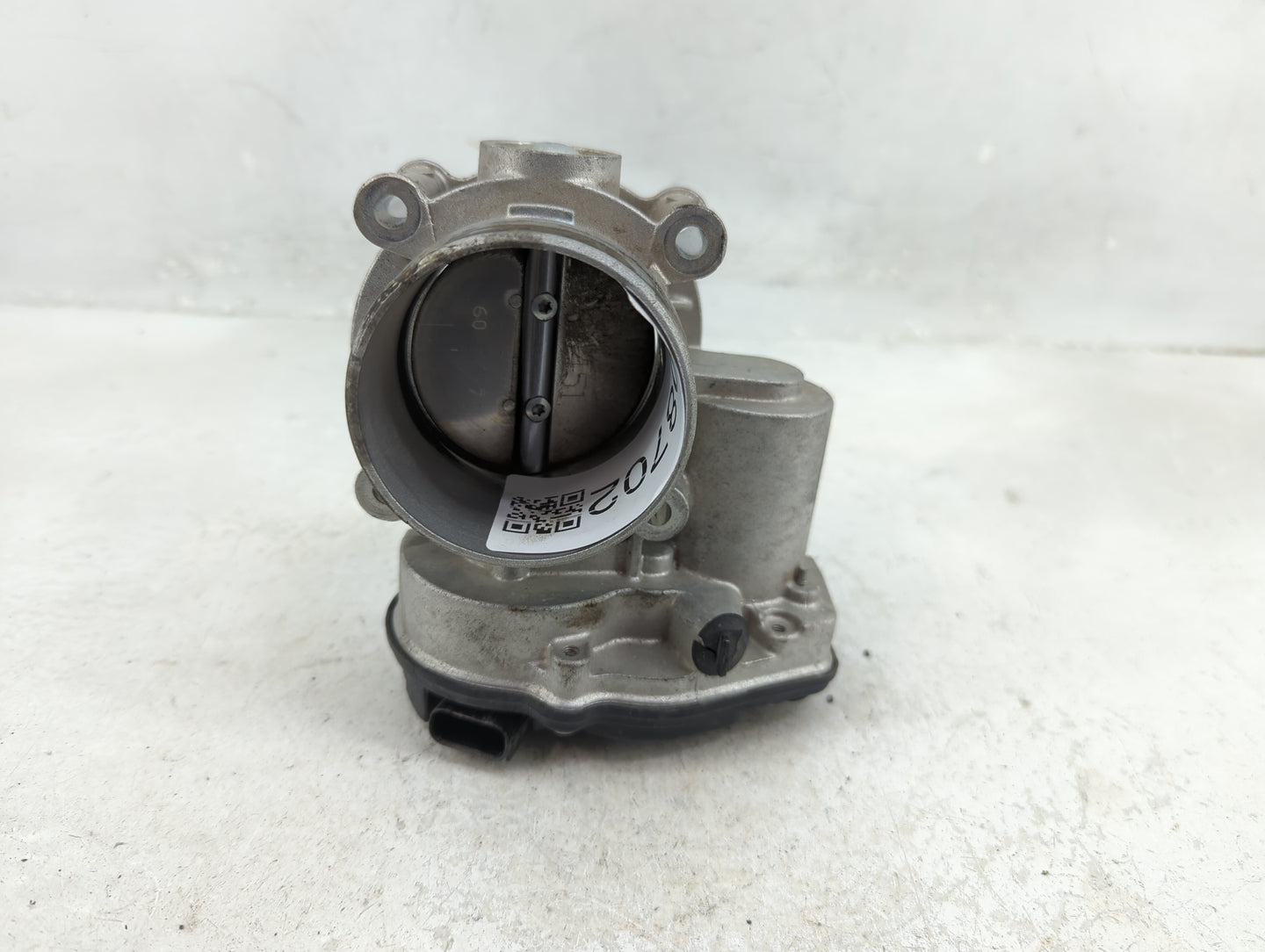 2013-2018 Ford C-Max Throttle Body P/N:DS7E-9F991-AJ Fits Fits 2013 2014 2015 2016 2017 2018 2019 2020 2021 2022 OEM Used Au