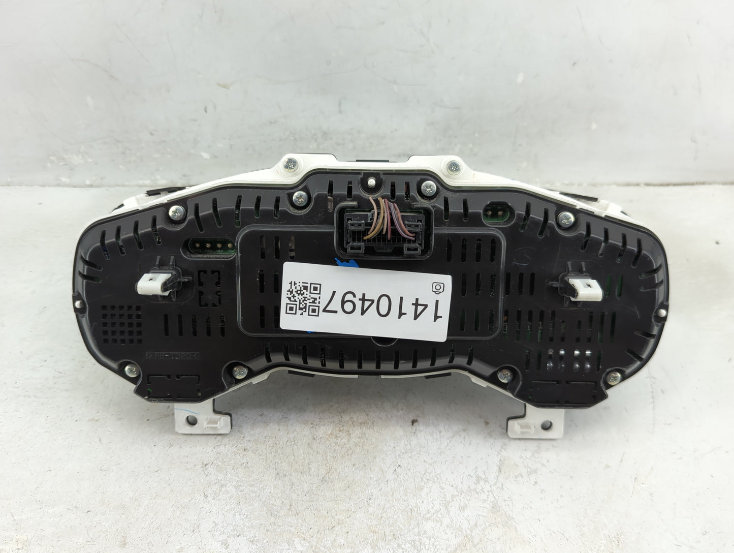 2017-2018 Ford C-Max Instrument Cluster Speedometer Gauges P/N:HM5T-10849-AD Fits Fits 2017 2018 OEM Used Auto Parts - Oemus
