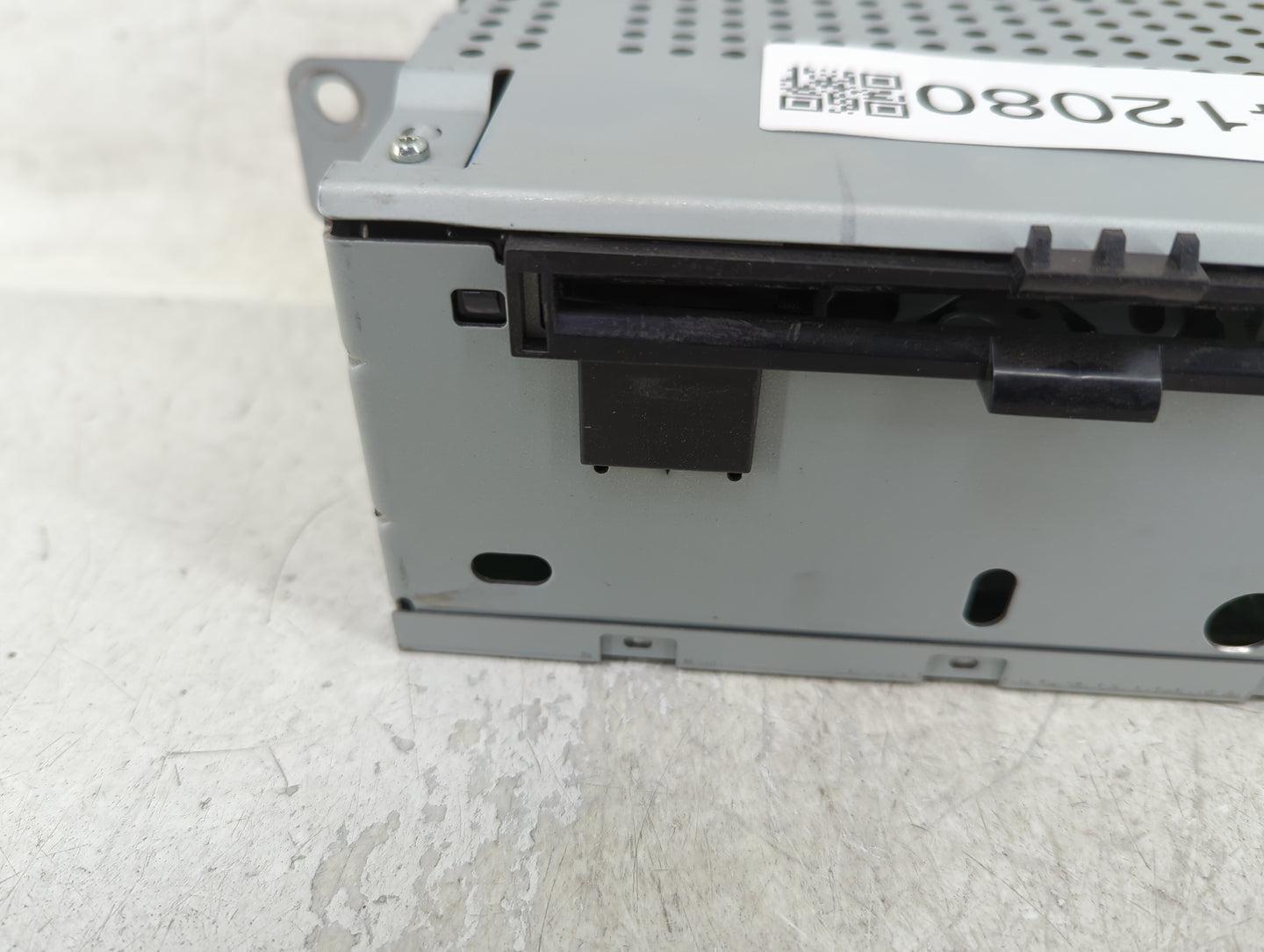 2017-2018 Ford C-Max Radio AM FM Cd Player Receiver Replacement P/N:CM5T-19C107-FV Fits Fits 2017 2018 OEM Used Auto Parts -