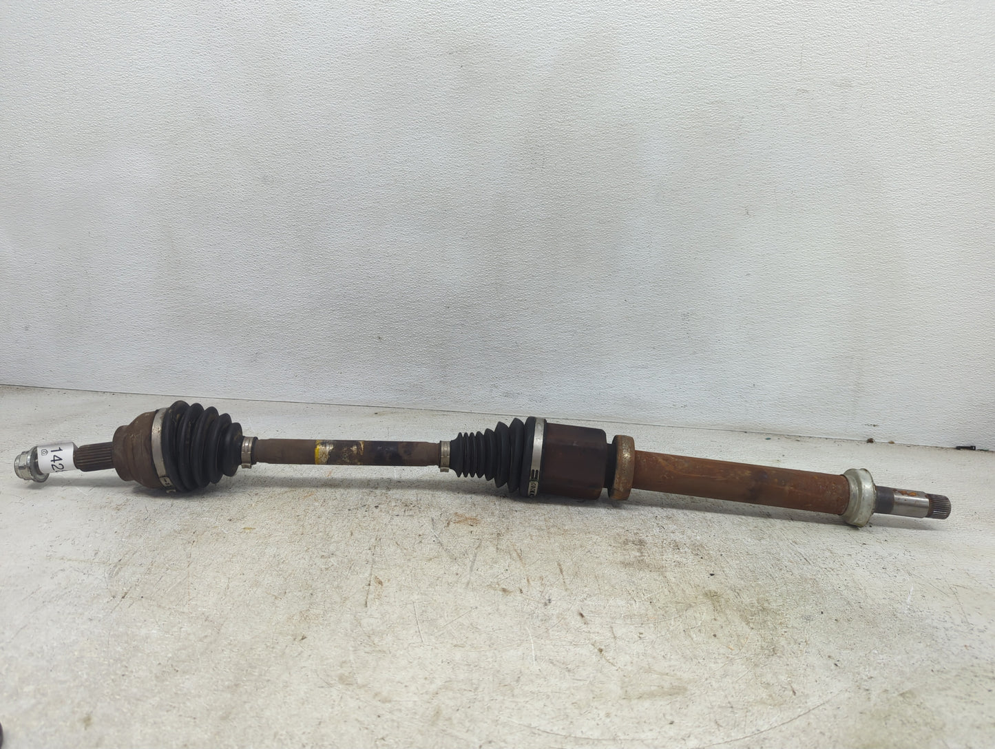 2013-2018 Ford C-max Axle Shaft Front Passenger Cv C/v - Oemusedautoparts1.com