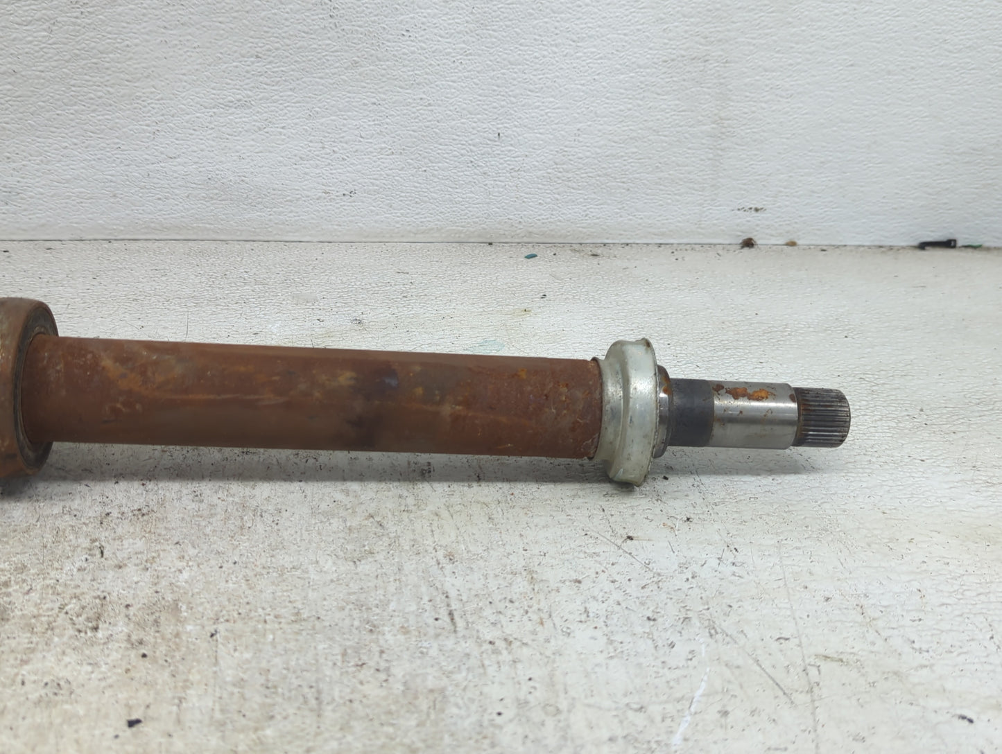 2013-2018 Ford C-max Axle Shaft Front Passenger Cv C/v - Oemusedautoparts1.com