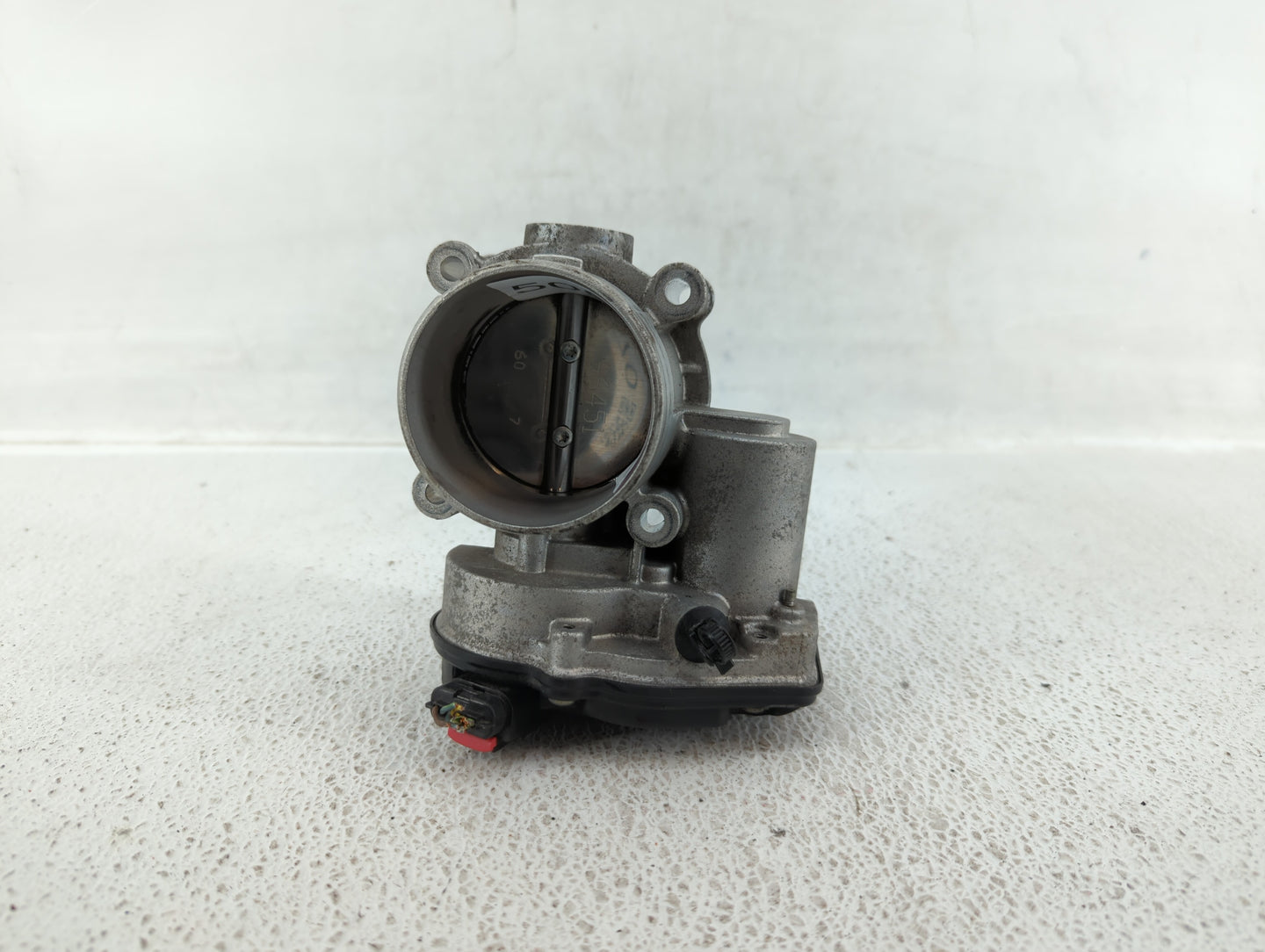 2013-2018 Ford C-Max Throttle Body P/N:DS7E-9F991-AJ Fits Fits 2013 2014 2015 2016 2017 2018 2019 2020 2021 2022 OEM Used Au
