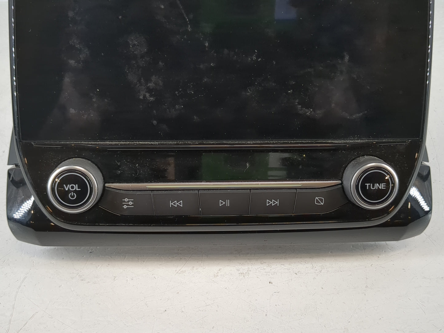 2018-2020 Ford Ecosport Radio AM FM Cd Player Receiver Replacement P/N:KN15-18B955-FA Fits Fits 2018 2019 2020 OEM Used Auto