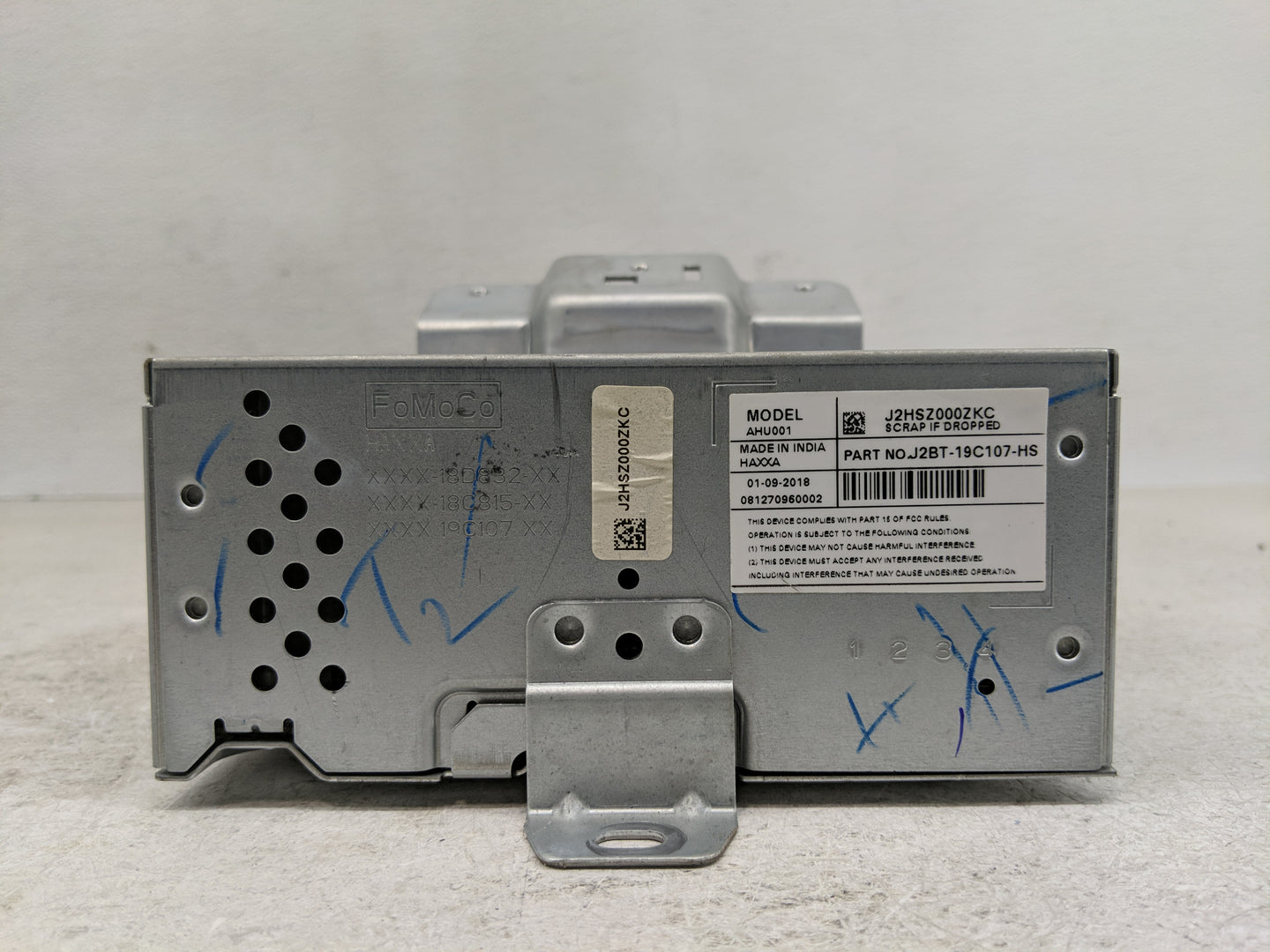 2018-2019 Ford Ecosport Radio AM FM Cd Player Receiver Replacement P/N:J2BT-19C107-HS Fits Fits 2018 2019 OEM Used Auto Part