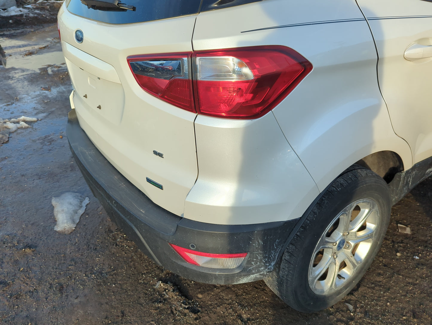 2018-2018 Ford Ecosport Rear Bumper Assembly Oem - Oemusedautoparts1.com