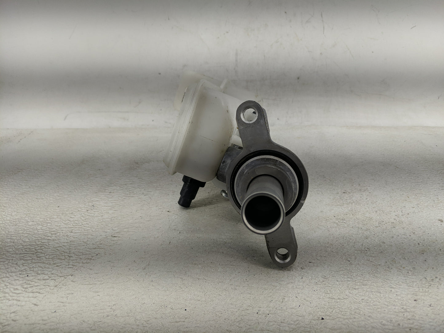 2018-2022 Ford Ecosport Brake Master Cylinder - Oemusedautoparts1.com