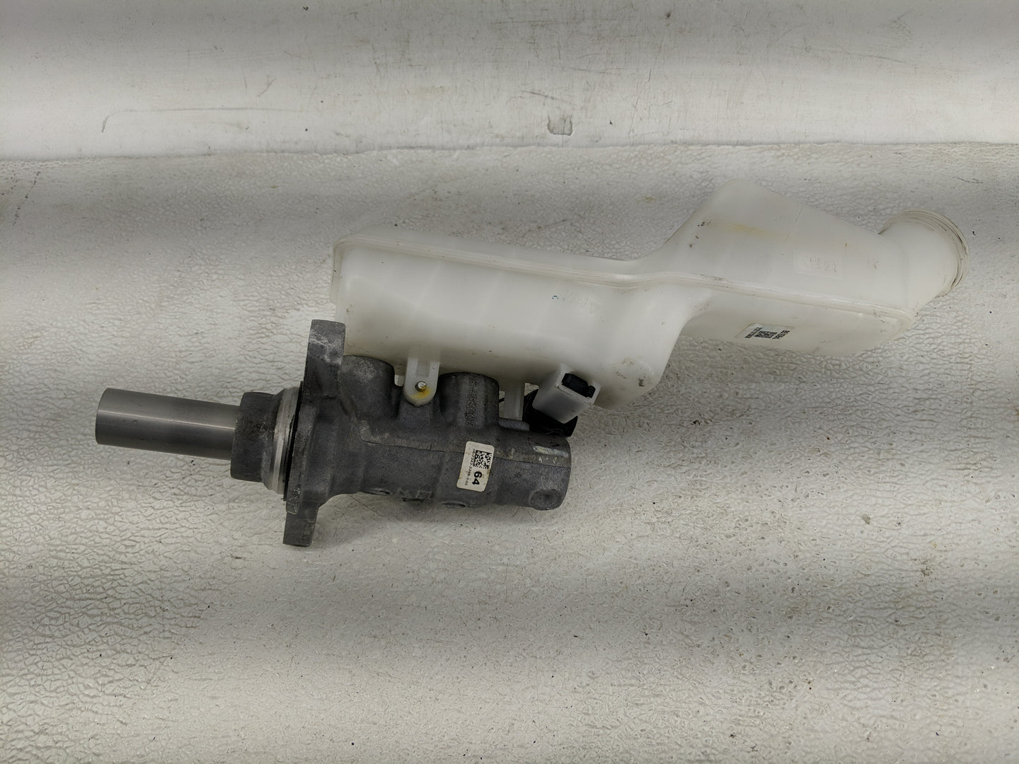 2018-2022 Ford Ecosport Brake Master Cylinder - Oemusedautoparts1.com
