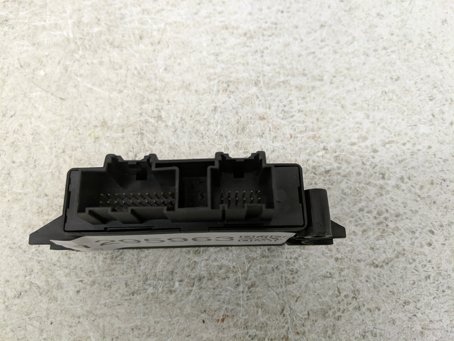 2018-2022 Ford Ecosport Chassis Control Module Ccm Bcm Body Control - Oemusedautoparts1.com