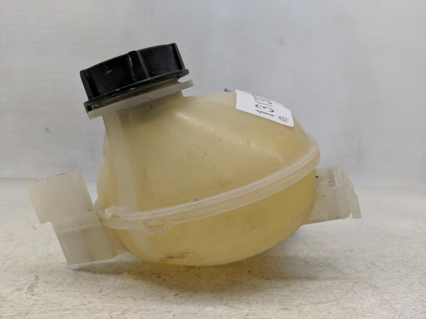 2018-2022 Ford Ecosport Windshield Washer Fluid Reservoir Bottle Oem - Oemusedautoparts1.com
