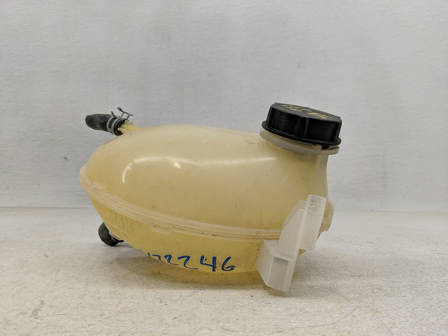 2018-2022 Ford Ecosport Windshield Washer Fluid Reservoir Bottle Oem - Oemusedautoparts1.com