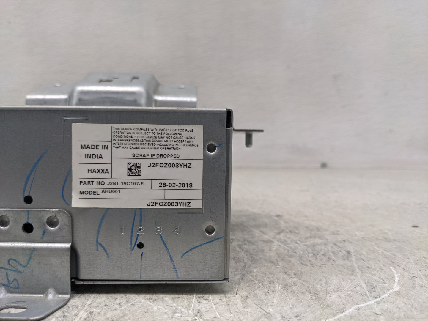 2018-2019 Ford Ecosport Radio AM FM Cd Player Receiver Replacement P/N:J2BT-19C107-FL Fits Fits 2018 2019 OEM Used Auto Part