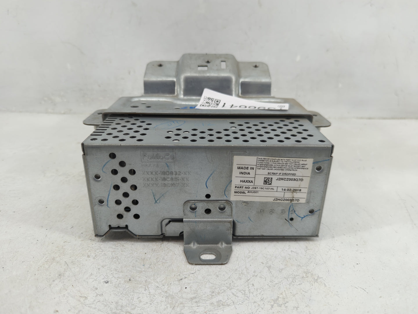 2018-2019 Ford Ecosport Radio AM FM Cd Player Receiver Replacement P/N:J2BT-19C107-HL Fits Fits 2018 2019 OEM Used Auto Part