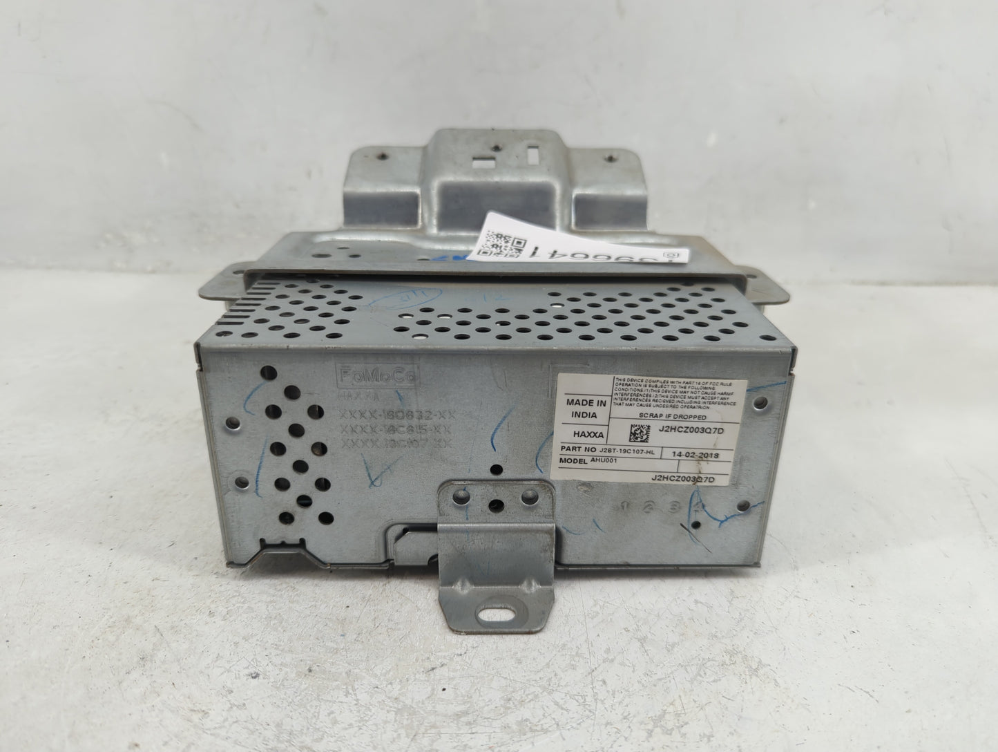 2018-2019 Ford Ecosport Radio AM FM Cd Player Receiver Replacement P/N:J2BT-19C107-HL Fits Fits 2018 2019 OEM Used Auto Part