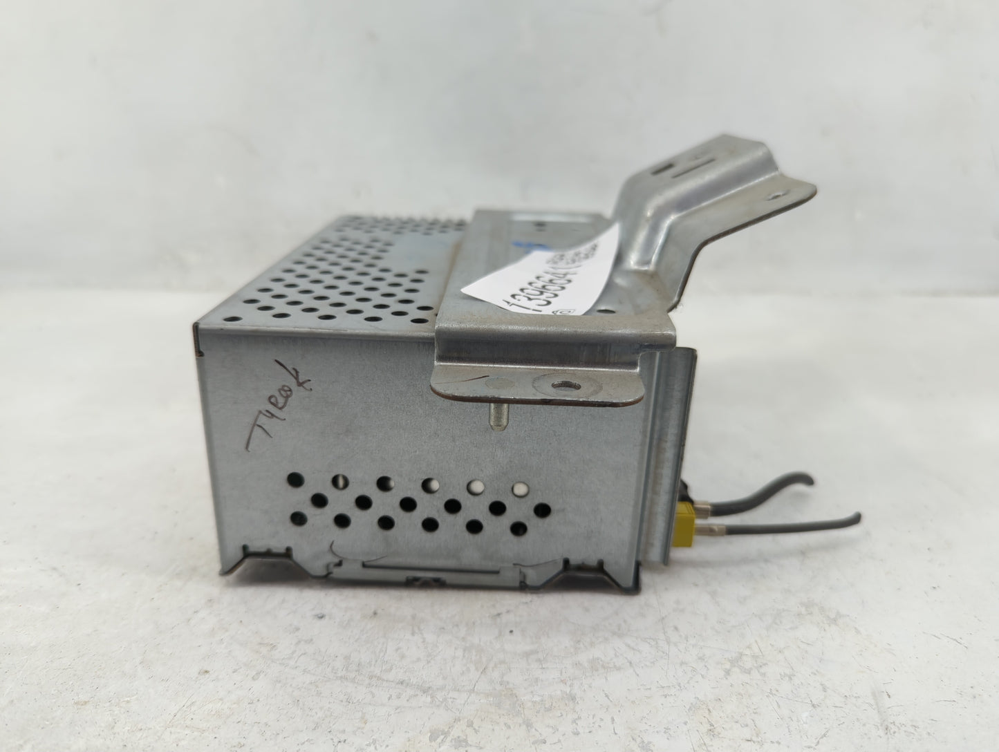 2018-2019 Ford Ecosport Radio AM FM Cd Player Receiver Replacement P/N:J2BT-19C107-HL Fits Fits 2018 2019 OEM Used Auto Part