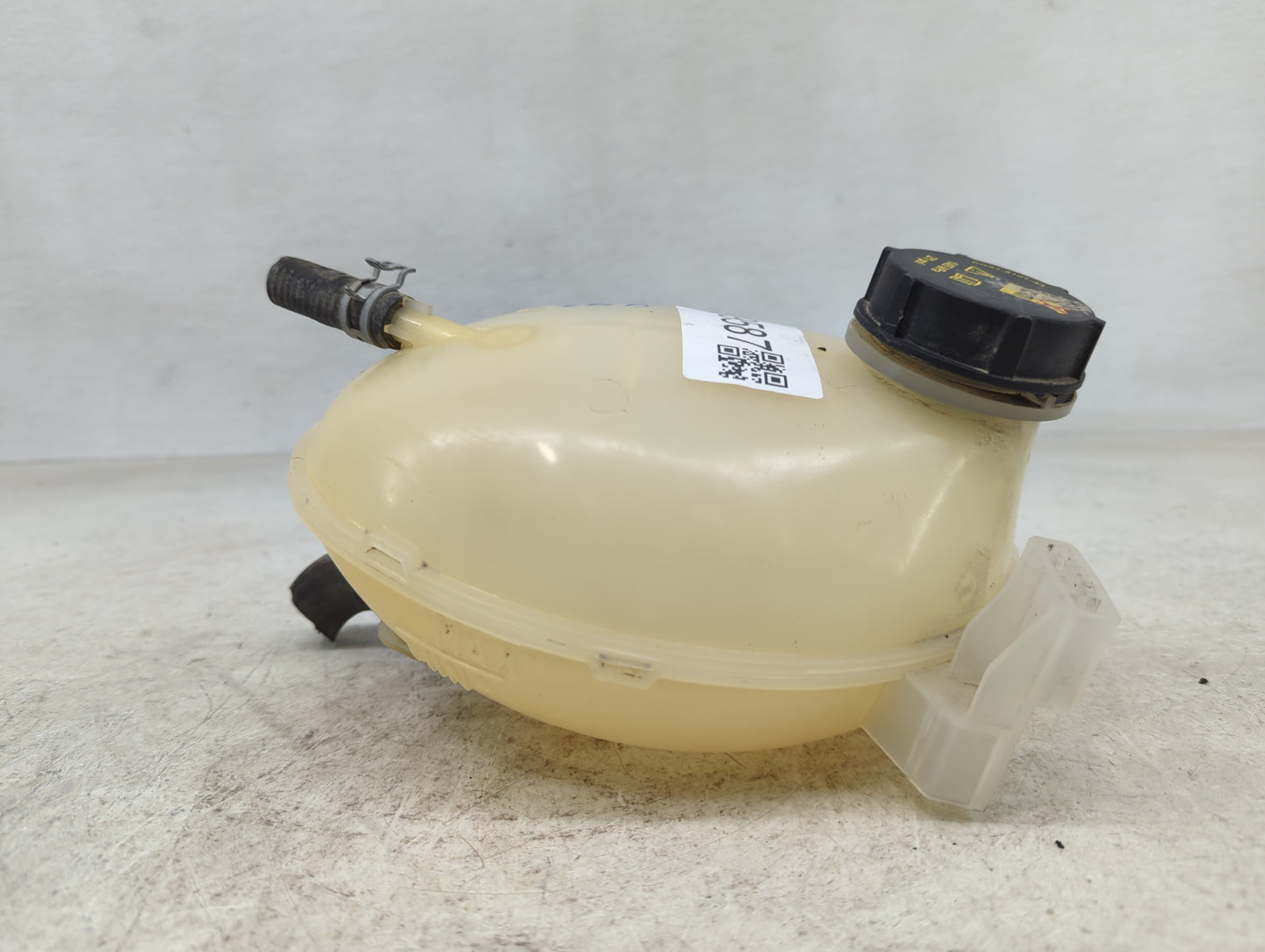 2018-2022 Ford Ecosport Windshield Washer Fluid Reservoir Bottle Oem - Oemusedautoparts1.com