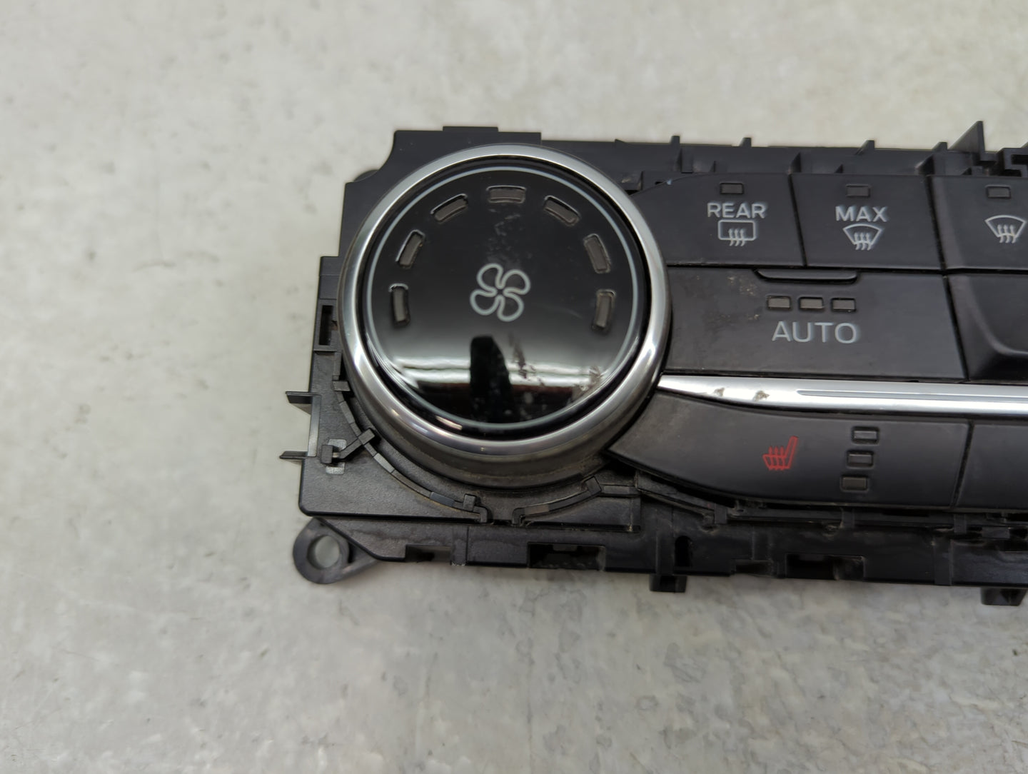 2018-2020 Ford Ecosport Climate Control Module Temperature AC/Heater Replacement P/N:GN15-18C612-CG Fits Fits 2018 2019 2020
