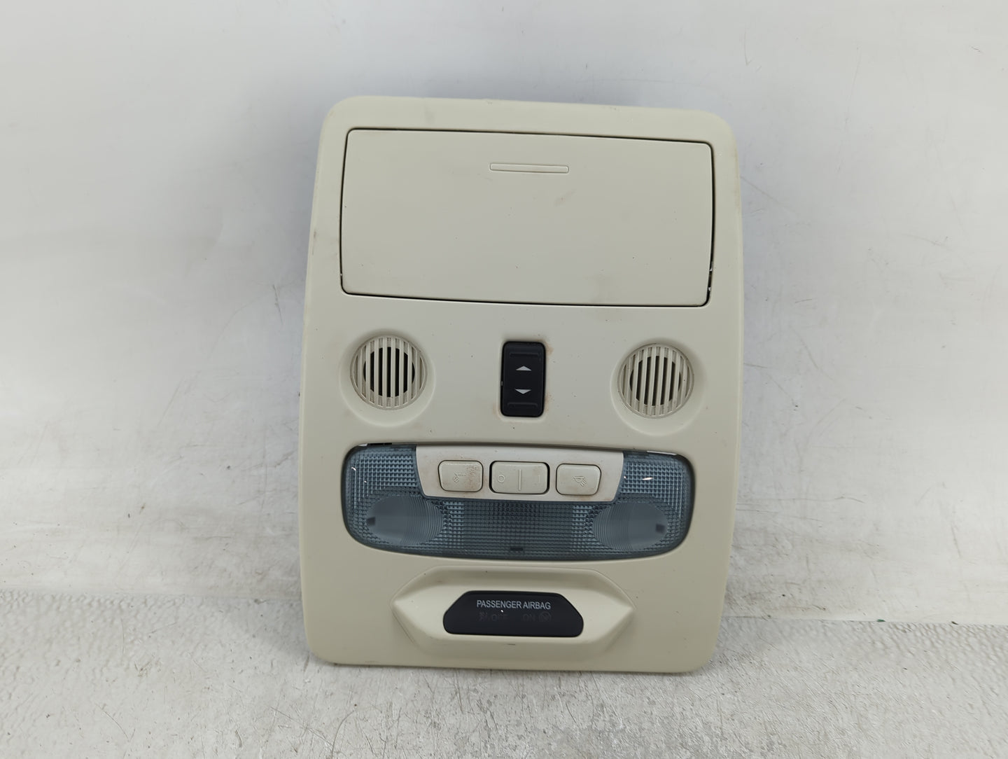 2018 Ford Ecosport Overhead Roof Console 1410243 - Oemusedautoparts1.com