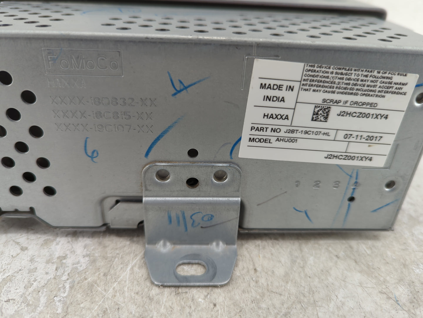 2018-2019 Ford Ecosport Radio AM FM Cd Player Receiver Replacement P/N:J2BT-19C107-HL Fits Fits 2018 2019 OEM Used Auto Part