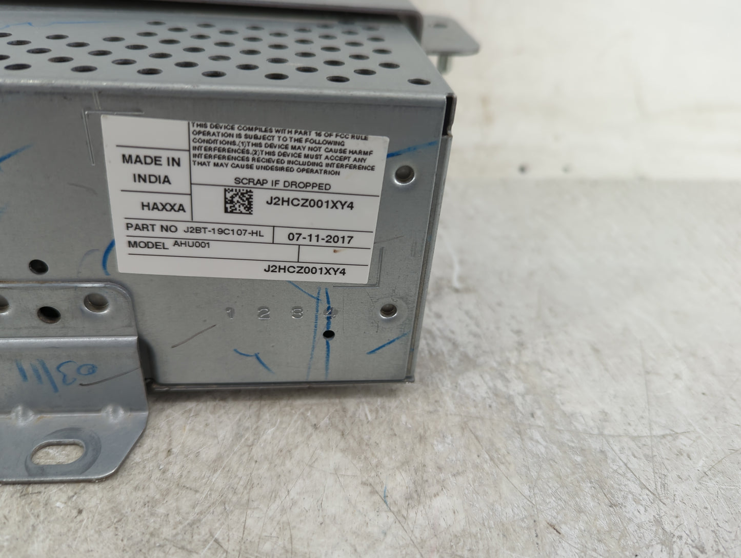 2018-2019 Ford Ecosport Radio AM FM Cd Player Receiver Replacement P/N:J2BT-19C107-HL Fits Fits 2018 2019 OEM Used Auto Part