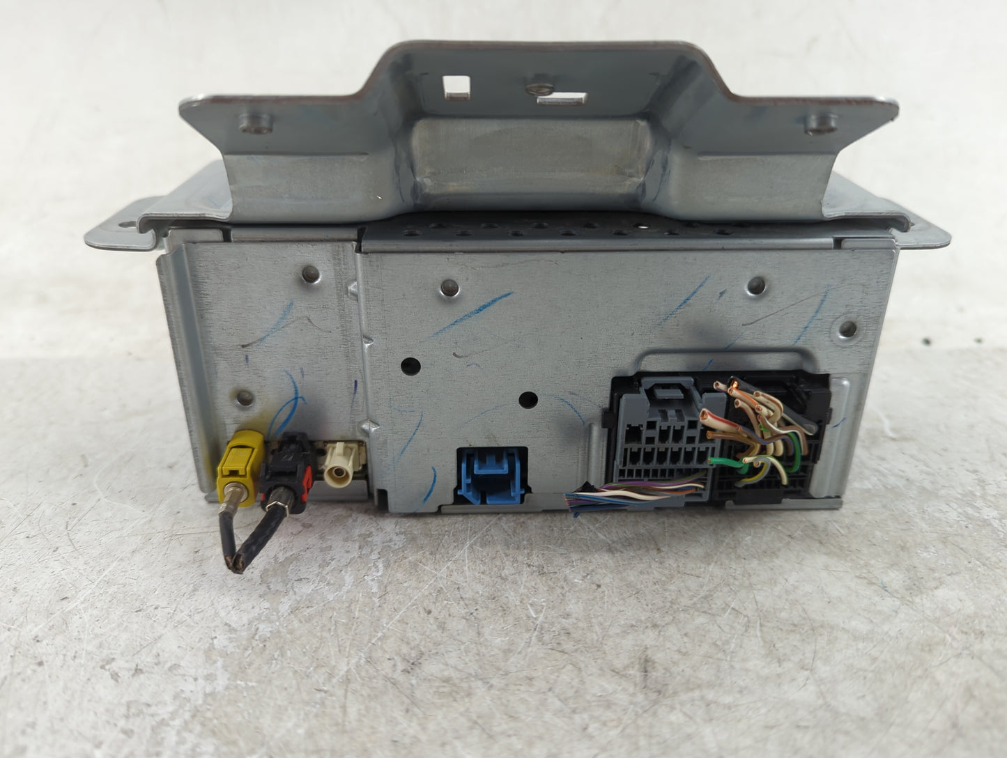 2018-2019 Ford Ecosport Radio AM FM Cd Player Receiver Replacement P/N:J2BT-19C107-HL Fits Fits 2018 2019 OEM Used Auto Part