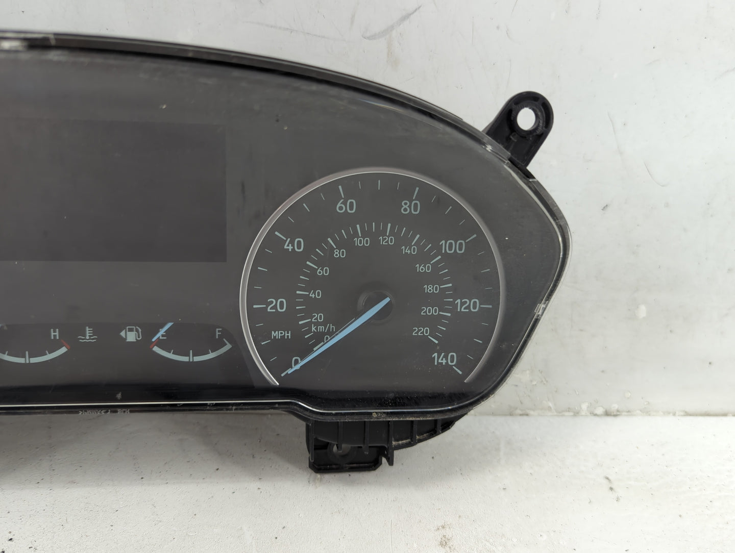 2018-2019 Ford Ecosport Instrument Cluster Speedometer Gauges P/N:GN15-10849-BPG Fits Fits 2018 2019 OEM Used Auto Parts - O