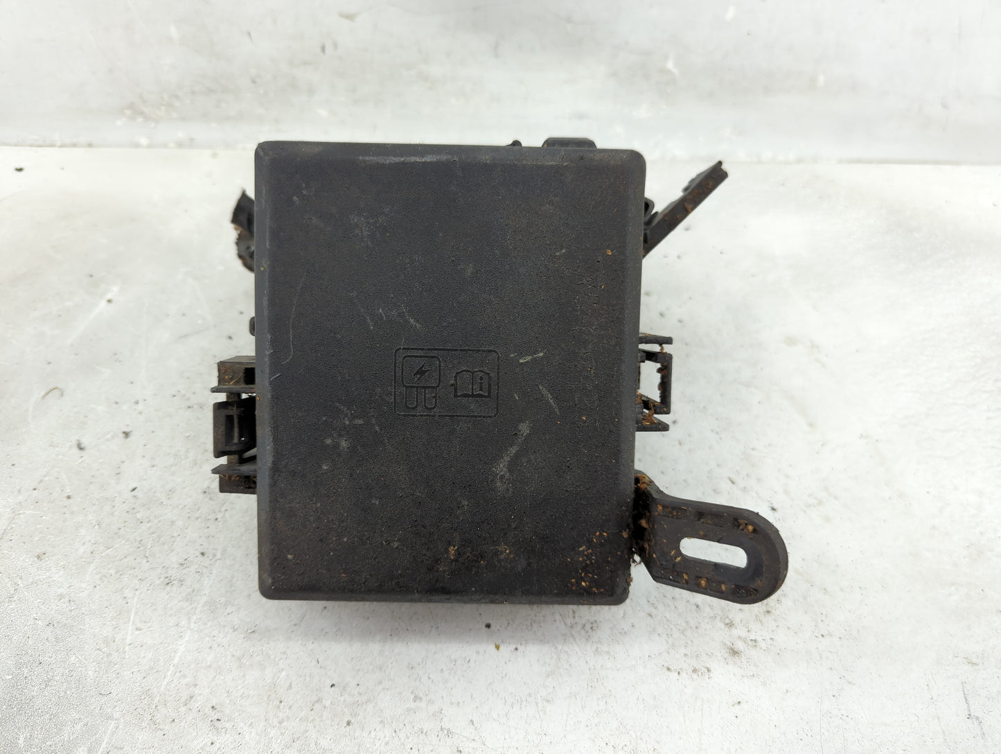 2018-2020 Ford Ecosport Fusebox Fuse Box Panel Relay Module P/N:GN15-12A581-CJG Fits Fits 2018 2019 2020 OEM Used Auto Parts