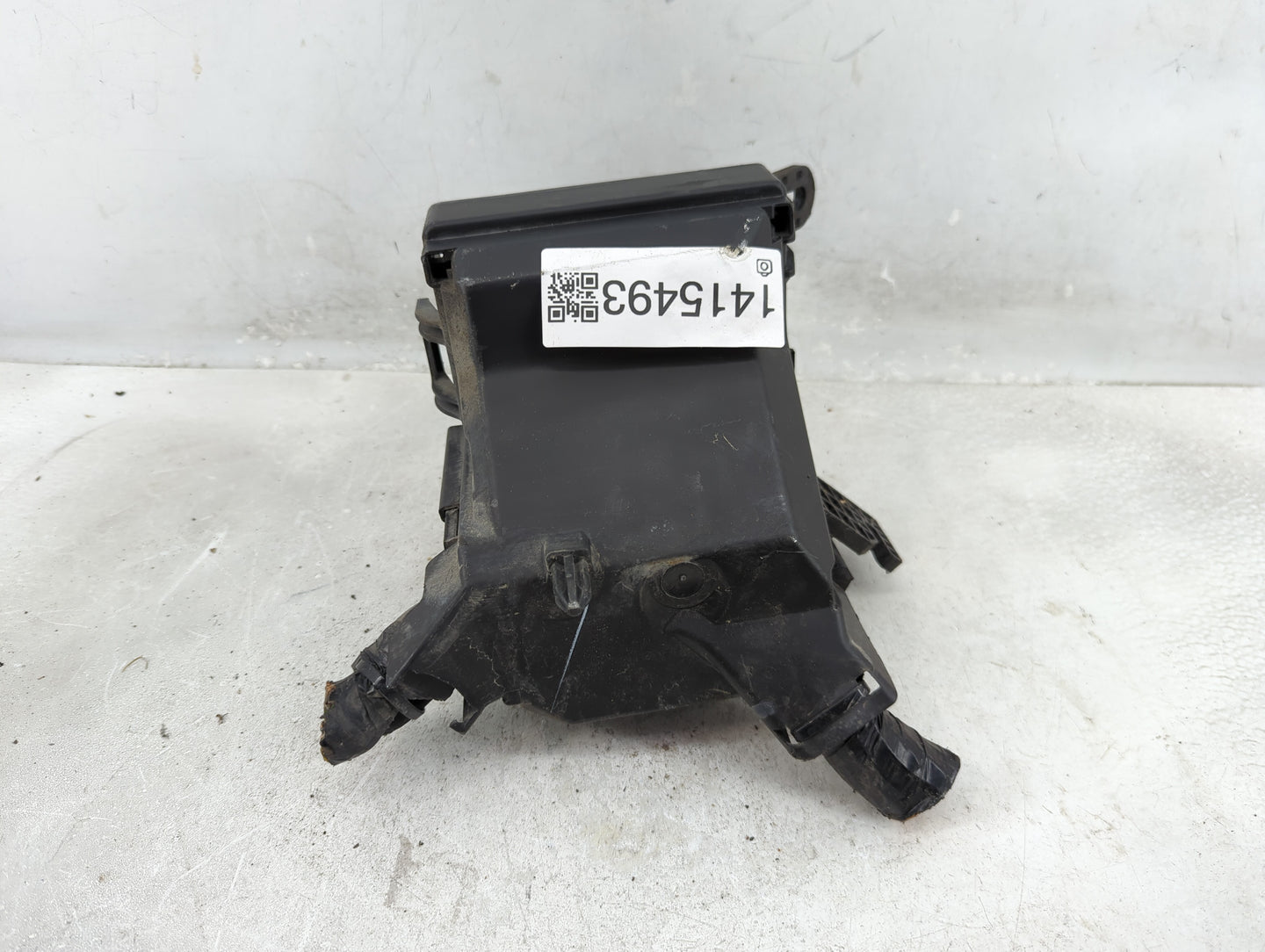 2018-2020 Ford Ecosport Fusebox Fuse Box Panel Relay Module P/N:GN15-12A581-CJG Fits Fits 2018 2019 2020 OEM Used Auto Parts